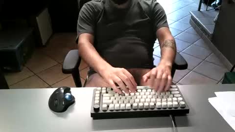 Snapshot of mr_kaa chatting on 8, 7, 2026 mr_kaa online show from 8, 7, 2026