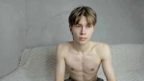 Snapshot of mr_makentoshi chatting on 16, 5, 2026 Makentoshi online show from 16, 5, 2026