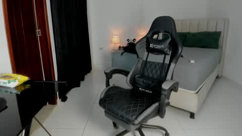 Snapshot of mr_maximo chatting on 24, 5, 2026 mr_maximo online show from 24, 5, 2026
