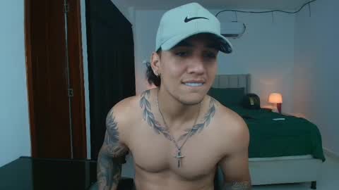 Snapshot of mr_maximo chatting on 7, 6, 2026 mr_maximo online show from 7, 6, 2026