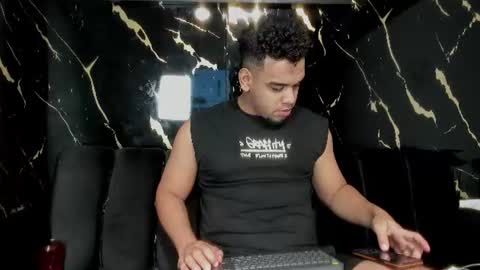 Snapshot of mr_maximo chatting on 29, 6, 2026 mr_maximo online show from 29, 6, 2026