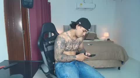 Snapshot of mr_maximo chatting on 19, 7, 2026 mr_maximo online show from 19, 7, 2026