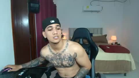 Snapshot of mr_maximo chatting on 22, 7, 2026 mr_maximo online show from 22, 7, 2026