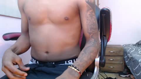 mr_stiven_ online show from 31, 12, 2024