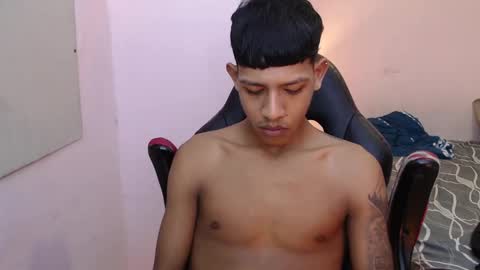 mr_stiven_ online show from 5, 1, 2025