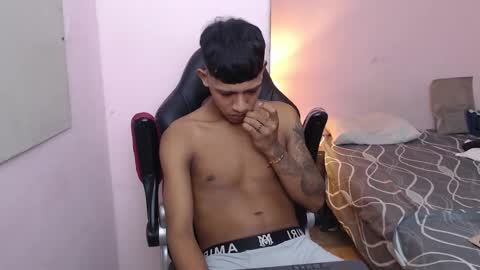 mr_stiven_ online show from 11, 1, 2025