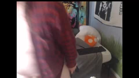 Snapshot of mr_strawberry chatting on 25, 10, 2025 mr_strawberry online show from 25, 10, 2025