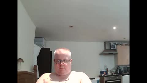 Snapshot of mralistairgoldiegmailcom chatting on 4, 5, 2026 Professor-Perv online show from 4, 5, 2026