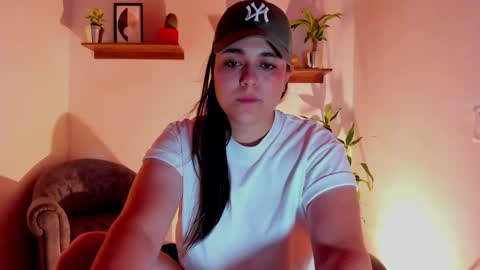 Laura online show from 11, 3, 2025