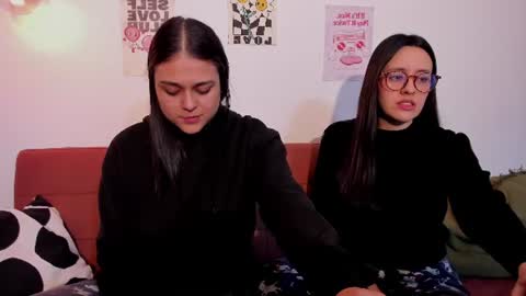 Snapshot of mrbuu_ chatting on 2, 7, 2026 Laura online show from 2, 7, 2026