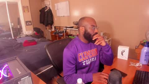 Chuck Daily online show from 16, 1, 2025