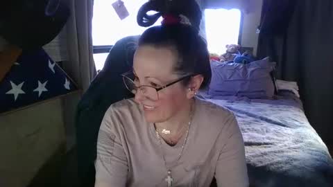 Snapshot of mrjshquinn chatting on 25, 2, 2026 mrjshquinn online show from 25, 2, 2026