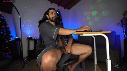 Snapshot of mrlouiss chatting on 12, 12, 2024 Luis    Instagram   online show from 12, 12, 2024