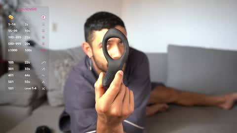 Snapshot of mrlouiss chatting on 5, 3, 2025 Luis    Instagram   online show from 5, 3, 2025