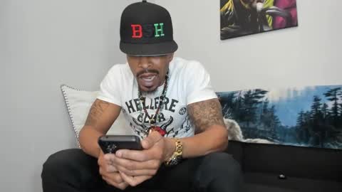 mromg007 online show from 18, 2, 2025