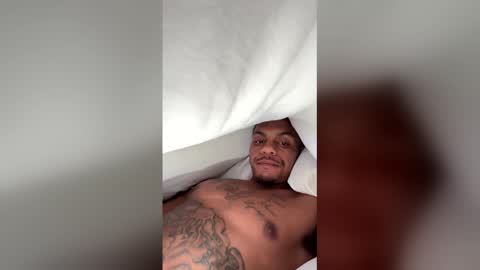 Snapshot of mrreborn999 chatting on 10, 4, 2026 mrreborn999 online show from 10, 4, 2026