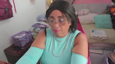 mrs_mommy online show from 25, 3, 2026