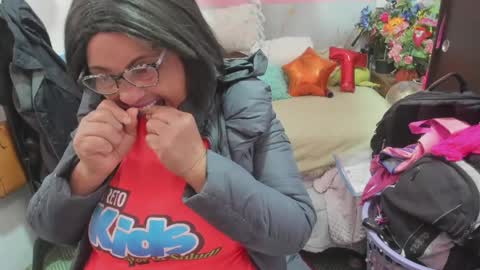 mrs_mommy online show from 4, 5, 2026