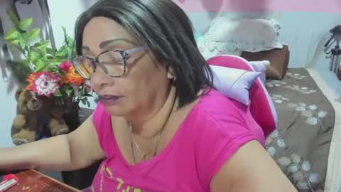 mrs_mommy online show from 2, 7, 2026