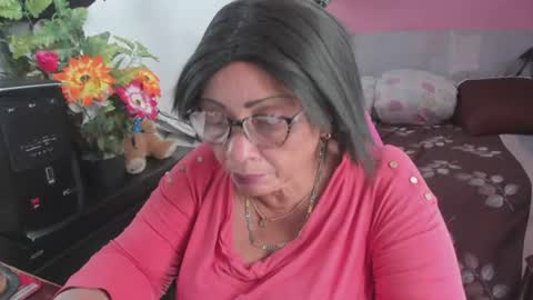 mrs_mommy online show from 6, 7, 2026