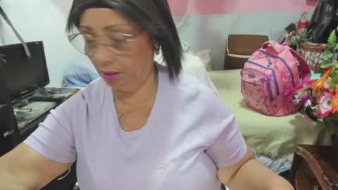 mrs_mommy online show from 19, 7, 2026