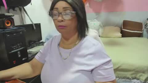 mrs_mommy online show from 20, 7, 2026