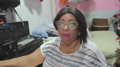 mrs_mommy online show from 21, 7, 2026