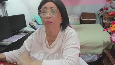 mrs_mommy online show from 26, 7, 2026