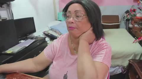 mrs_mommy online show from 29, 7, 2026