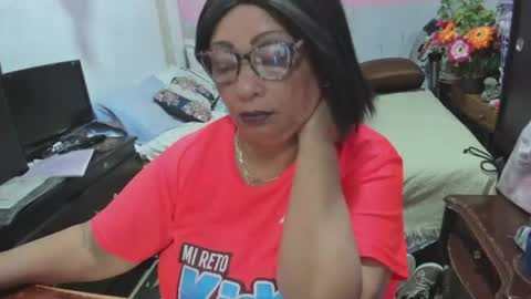mrs_mommy online show from 6, 8, 2026