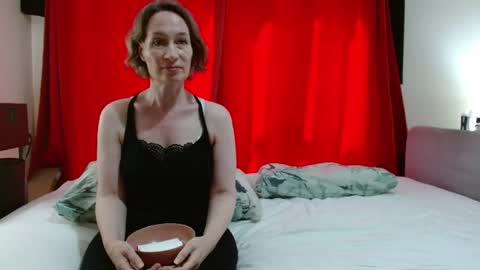 Mrs Velvet Vixen online show from 3, 8, 2026