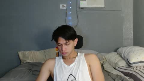 Snapshot of mrshawn95 chatting on 15, 10, 2025 shawn online show from 15, 10, 2025