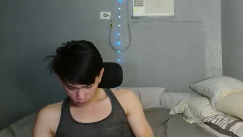 Snapshot of mrshawn95 chatting on 18, 10, 2025 shawn online show from 18, 10, 2025