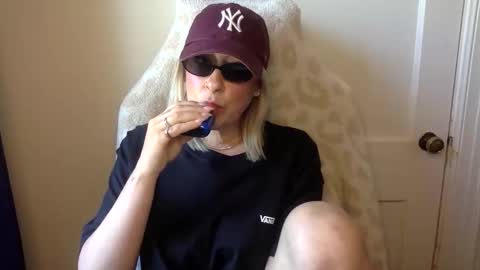 MrsPrissXO online show from 23, 4, 2026