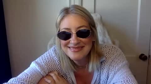 MrsPrissXO online show from 27, 4, 2026