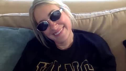 MrsPrissXO online show from 30, 4, 2026