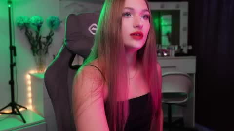 YOUR OWNER online show from 5, 5, 2026