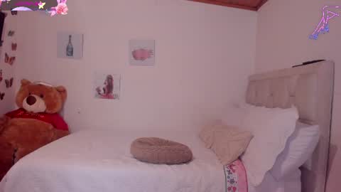 Snapshot of ms_afrodita_ chatting on 5, 7, 2026 Tania online show from 5, 7, 2026