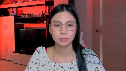 ms_emily_ online show from 12, 5, 2026