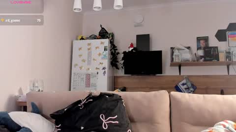 Snapshot of ms_foryou chatting on 12, 6, 2026 Ms ForYOU online show from 12, 6, 2026
