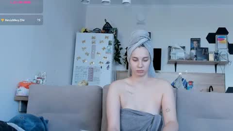 Snapshot of ms_foryou chatting on 18, 6, 2026 Ms ForYOU online show from 18, 6, 2026