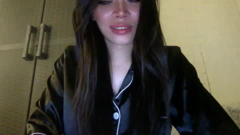 Lara online show from 15, 9, 2025