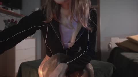 Lore online show from 23, 2, 2025