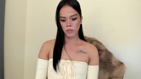 Snapshot of ms_selenaxx chatting on 15, 1, 2025 selena online show from 15, 1, 2025