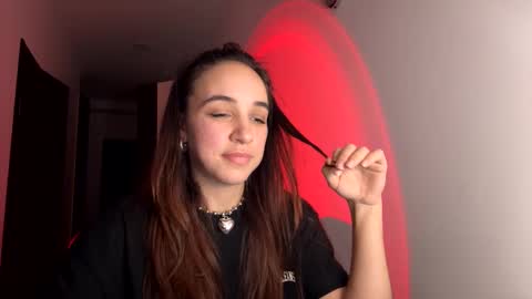 ms_sophiee online show from 5, 3, 2026