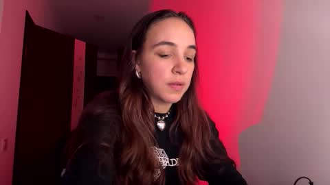 ms_sophiee online show from 9, 3, 2026