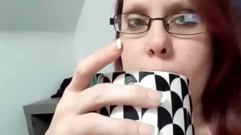 Snapshot of msalls1124 chatting on 5, 2, 2026 melissa online show from 5, 2, 2026