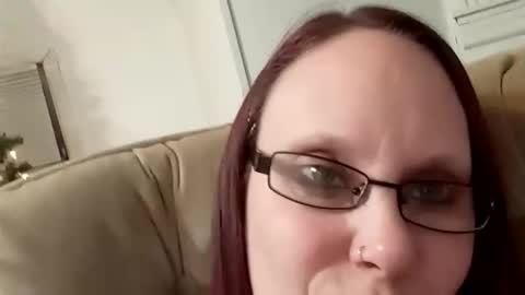 Snapshot of msalls1124 chatting on 8, 2, 2026 melissa online show from 8, 2, 2026