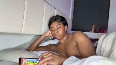 Snapshot of mskitty000 chatting on 5, 3, 2026 mskitty000 online show from 5, 3, 2026