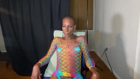 Snapshot of msmerlinmystique chatting on 10, 10, 2025 Merlin Mystique online show from 10, 10, 2025